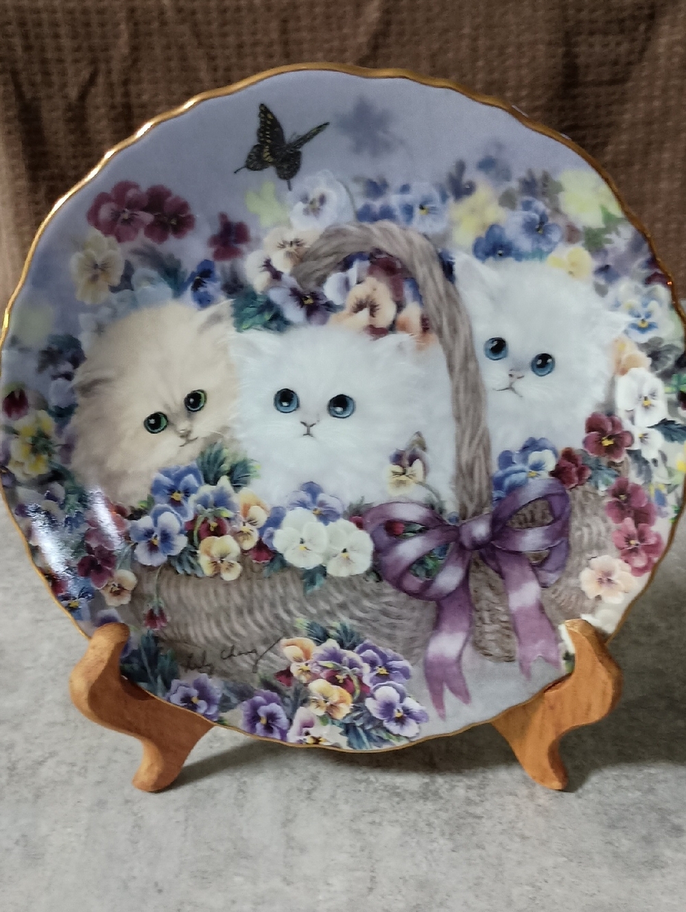 The Bradford Exchange Collector's Plates Gardens Gifts - "Bundle Of Joy"